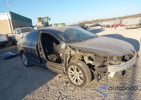 2015 Chrysler 200 Limited из США, поврежденный, VIN 1C3CCCABXFN649990